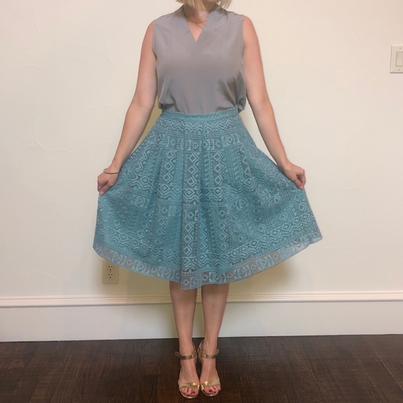 Champagne Dresses & Skirts - Champagne and Strawberry turquoise skirt. Champagne Dresses & Skirts - Champagne and Strawberry turquoise skirt.